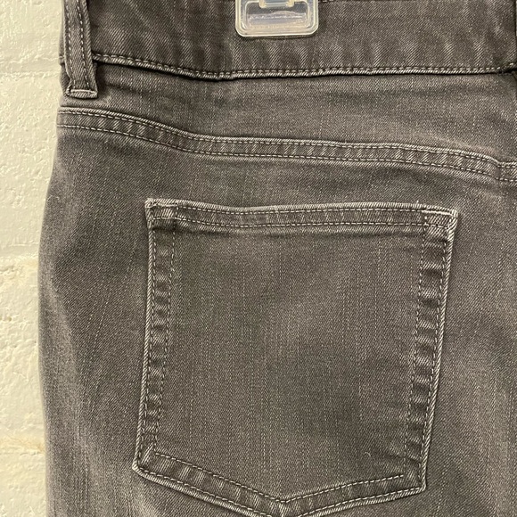 Chaps Black Stretch Jeans, straight leg, zip & button, slimming fit, sz 16 - Picture 6 of 15